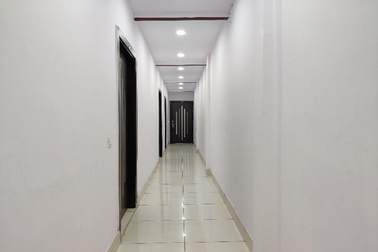 Oyo Hotel Laksh Kurukshetra Esterno foto