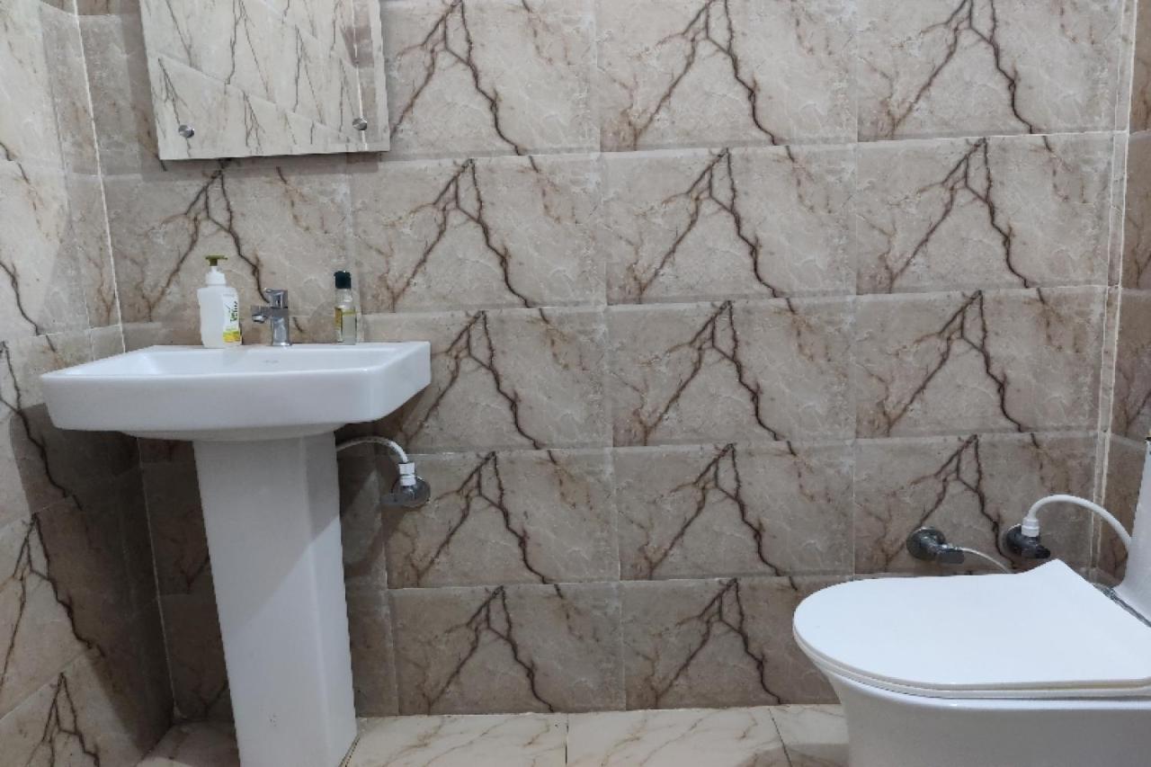 Oyo Hotel Laksh Kurukshetra Esterno foto
